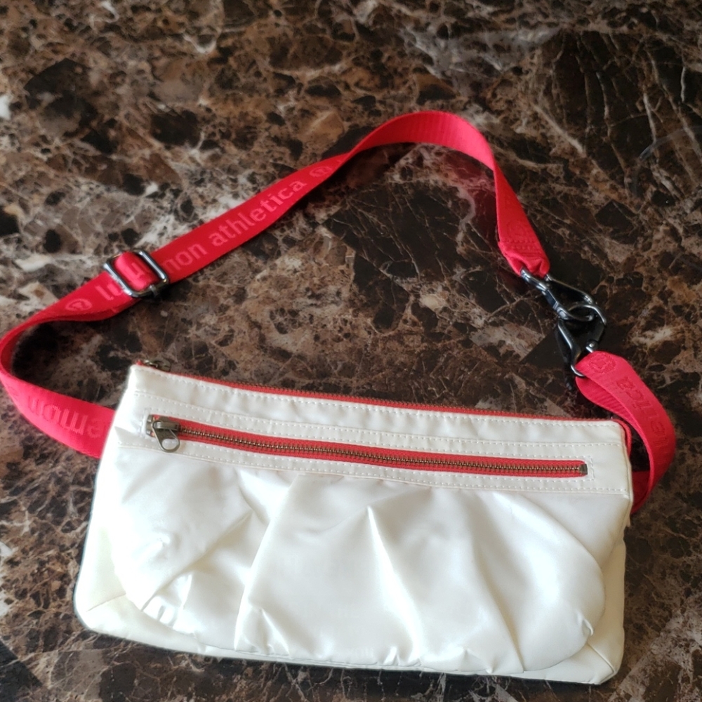 Lululemon athletica waist bag used